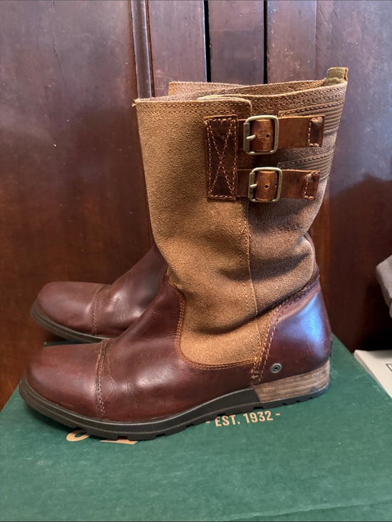 Sorel Shoes - Women’s SOREL leather and suede boots 10.5